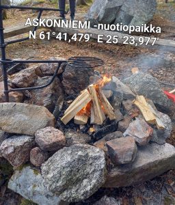 Askonniemen nuotiopaikka / campfire place